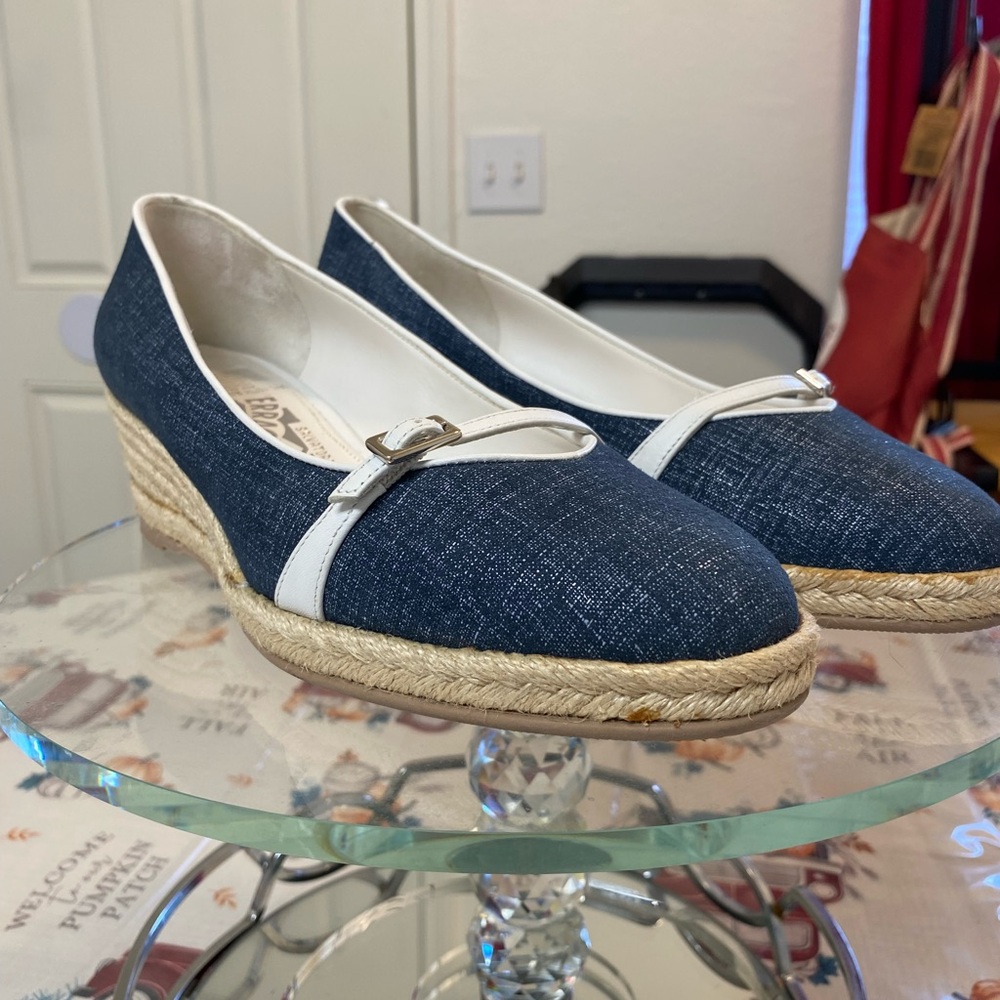 NWOT Salvatore Ferragamo Blue and White Wedge Espadrilles